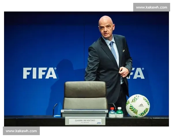 C 罗铁粉 Speed 迈阿密搞事!穿偶像战袍坐 FIFA 主席位引热议 C 罗铁粉 Speed 迈阿密搞事!穿偶像战袍坐 FIFA 主席位引热议