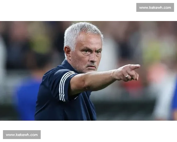 6000 万欧创纪录！费内巴切与阿迪达斯续约五年，穆帅点燃商业新高度