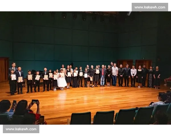 全民乐动启新程 活力狮城焕光彩